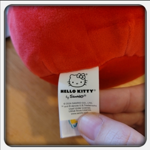 NWT Hello Kitty Squishmallow - Picture 5 of 8